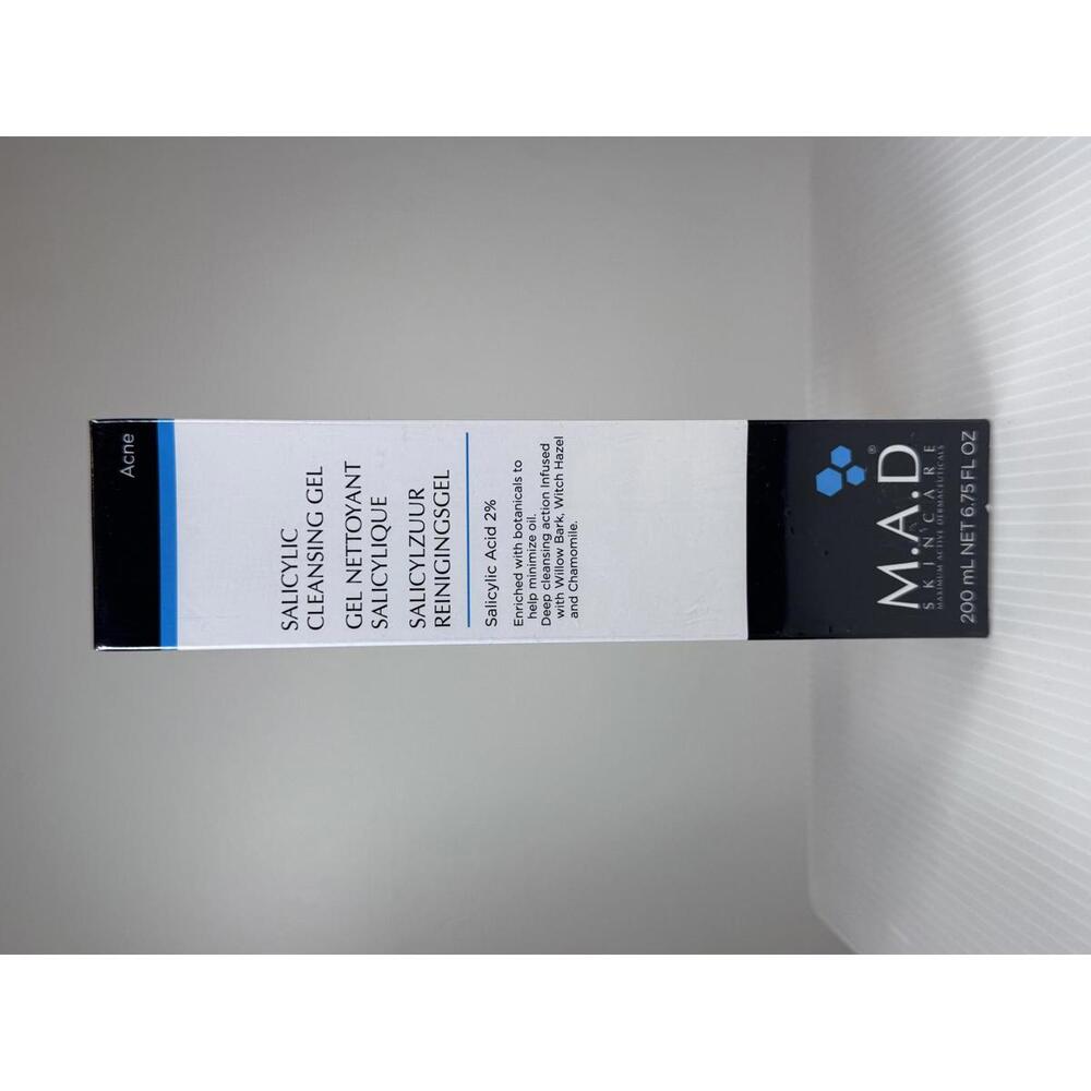 M.A.D Skincare Salicylic Cleansing Gel - 200 mL